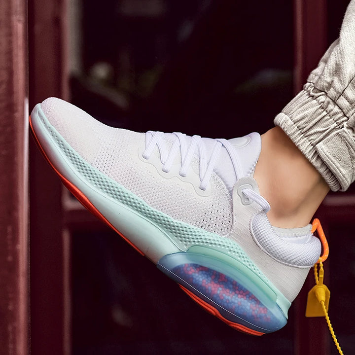 Kyro Motion Sneakers