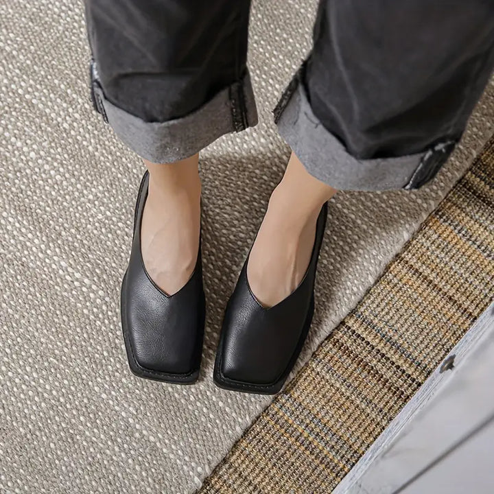 Vera Square-Toe Flats